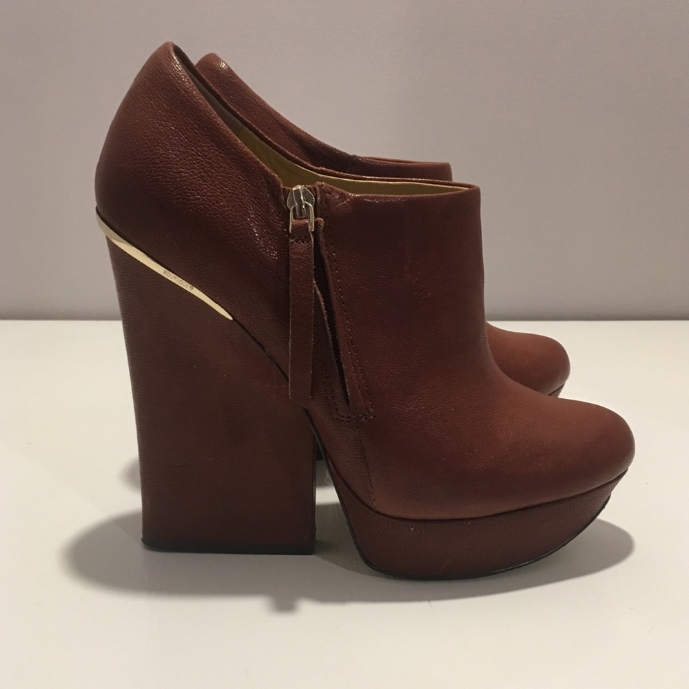 Boutique 9 Brown Leather Wedges/Heels